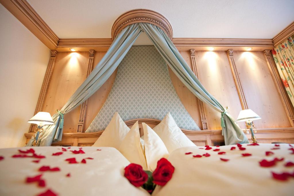 Hotel Jagdhof Bed & Breakfast โอเบอร์กัวร์เกิล ห้อง รูปภาพ